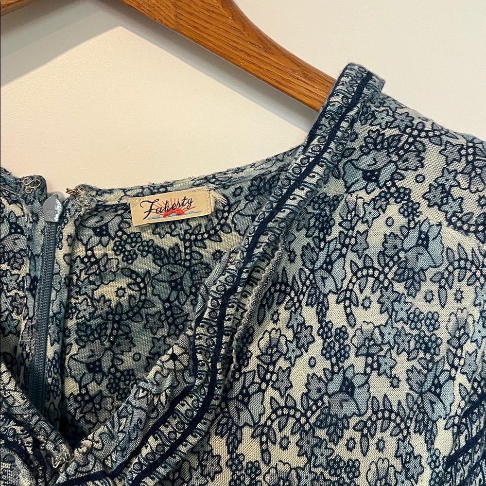 Faherty Bonita Floral Print Ruffle Tiered Dress Blue Flutter Sleeve -Size XL - Picture 6 of 9